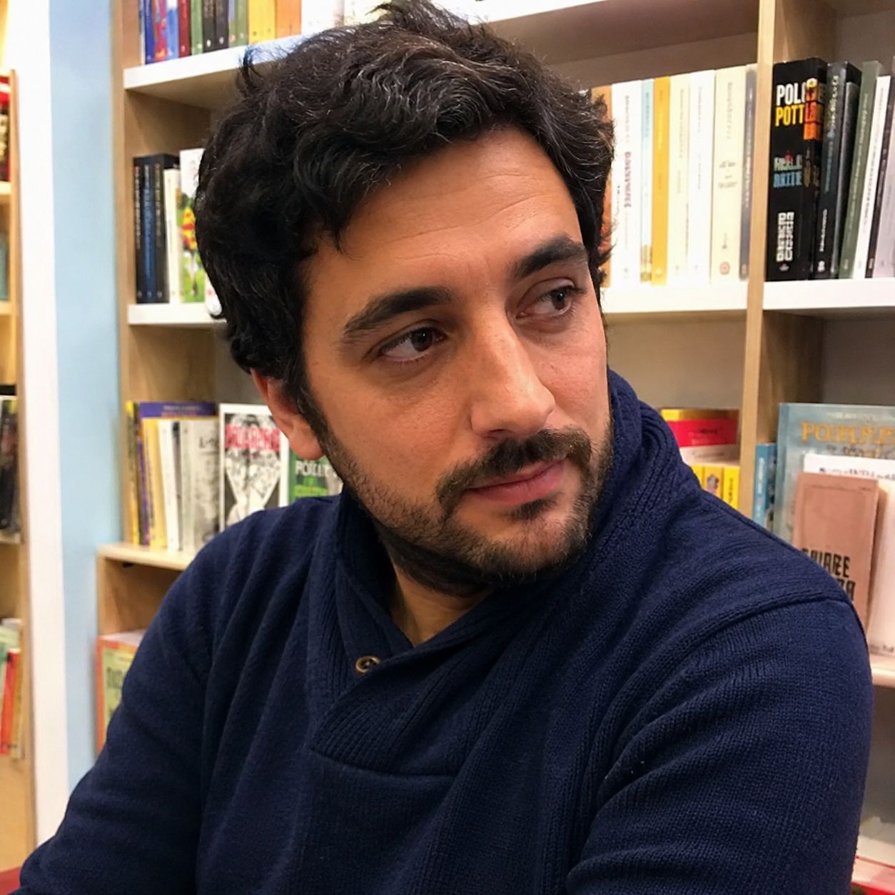 Gastón R.