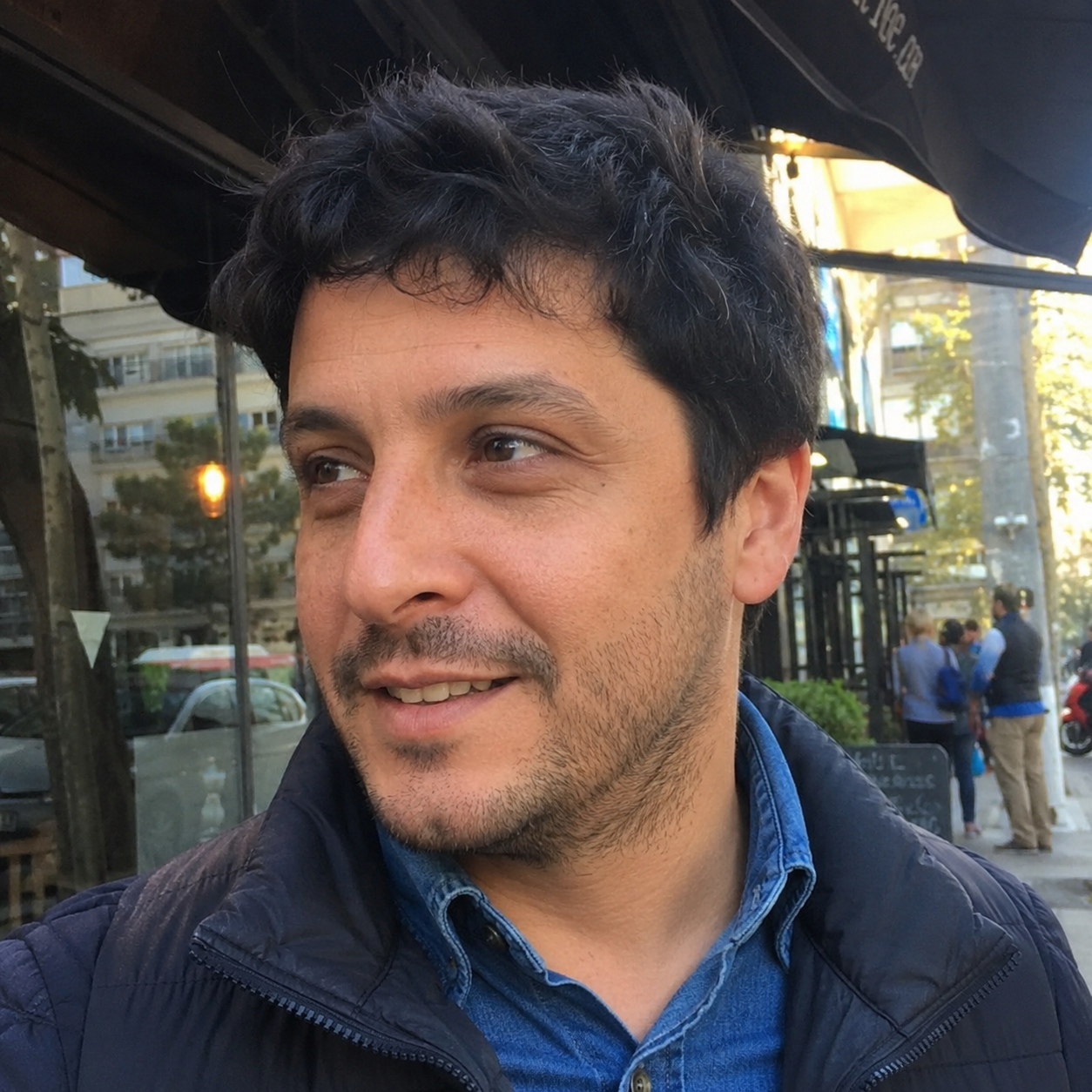 Tomás L.